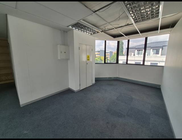 283M² OFFICE TO LET IN RIVONIA